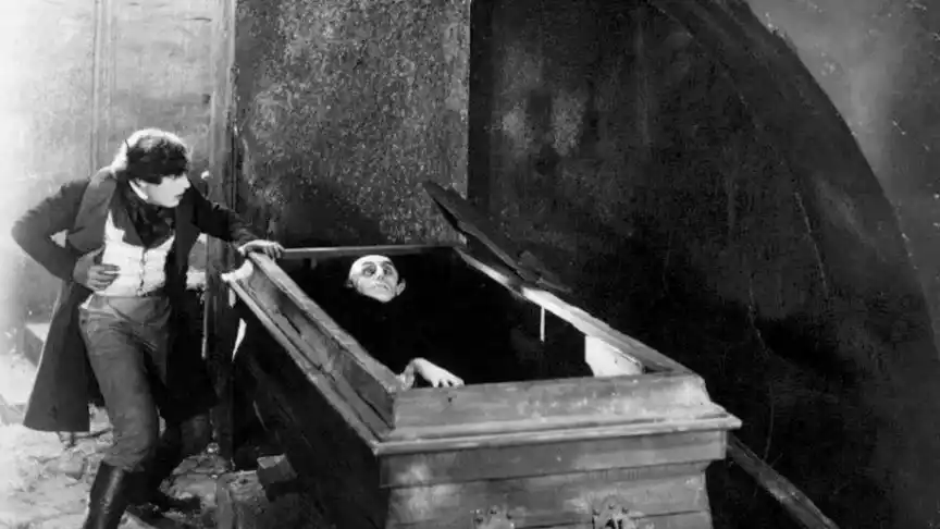 Nosferatu, más de cien años de terror cinematográfico del vampiro copiado de Drácula 2