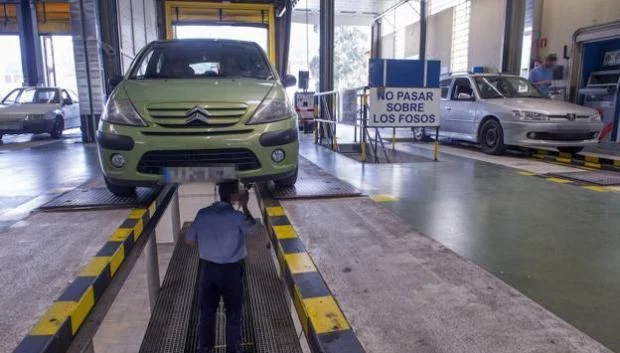 Vehículos modernos que también pueden caer en el foso