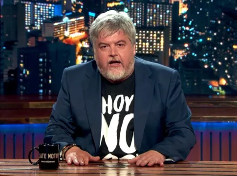 'Aruseros' destaca un momentazo de Javier Coronas perdiendo los nervios en ‘Ilustres Ignorantes’ 1