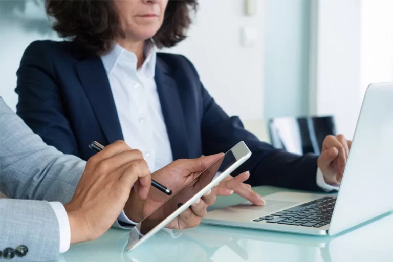 Asesoría online para empresas familiares: cómo afrontar las novedades fiscales de 2025