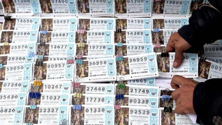 Cómo compartir tu décimo de la Lotería de Navidad sin complicaciones