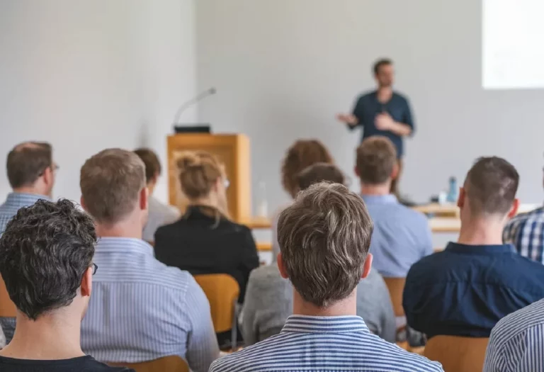 ¿Qué cursos deberían ser obligatorios en cualquier empresa?