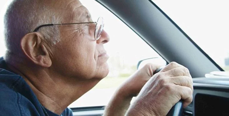 La DGT advierte: Estas son las señales que indican que ya no deberías conducir