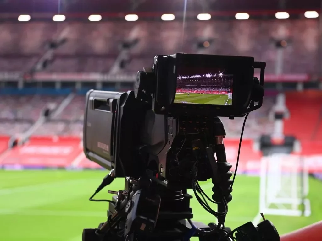 Mediapro pone en alerta al fútbol pirata tras la sentencia a Roja Directa 3 El impacto de la resolución judicial en las plataformas de fútbol pirata y sus consecuencias