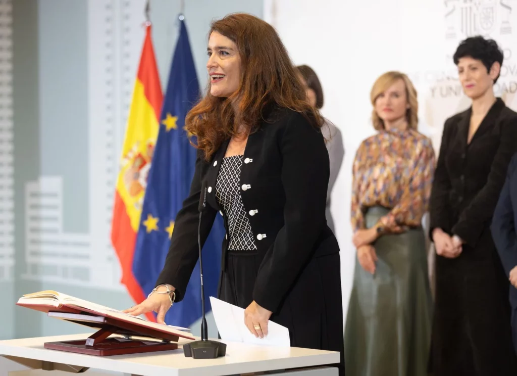 EuropaPress 5674967 secretaria general investigacion eva ortega paino interviene acto toma