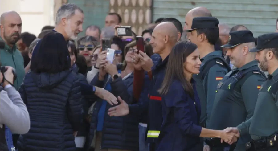 Fuentes de Zarzuela destapan la ilegalidad del último episodio de la reina Letizia en público