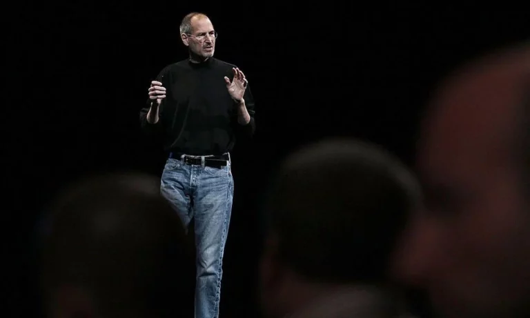Haz caso a Steve Jobs y su ‘regla de los 10 minutos’ te va a ir mucho mejor