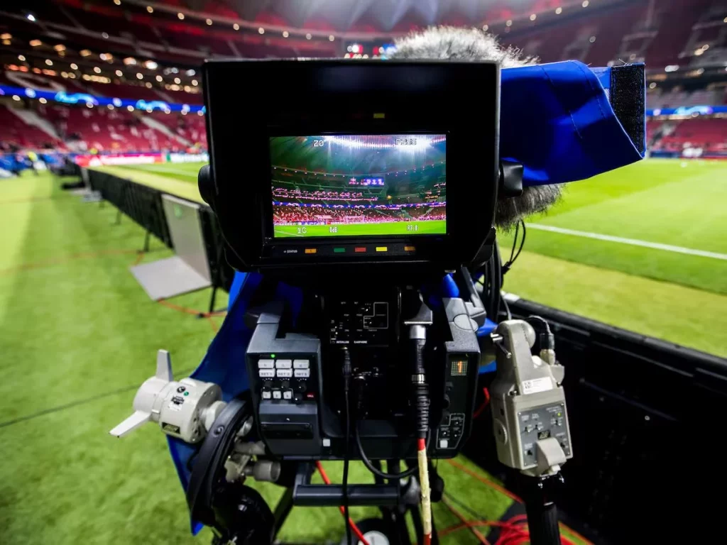 Mediapro pone en alerta al fútbol pirata tras la sentencia a Roja Directa 1 La sentencia que marca un antes y un después en la lucha contra la piratería deportiva