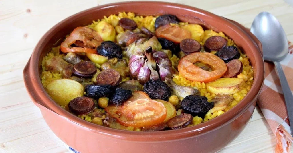Cómo preparar el verdadero arroz al horno: el plato tradicional con costillas, morcilla y patatas 34 Los ingredientes esenciales del arroz al horno