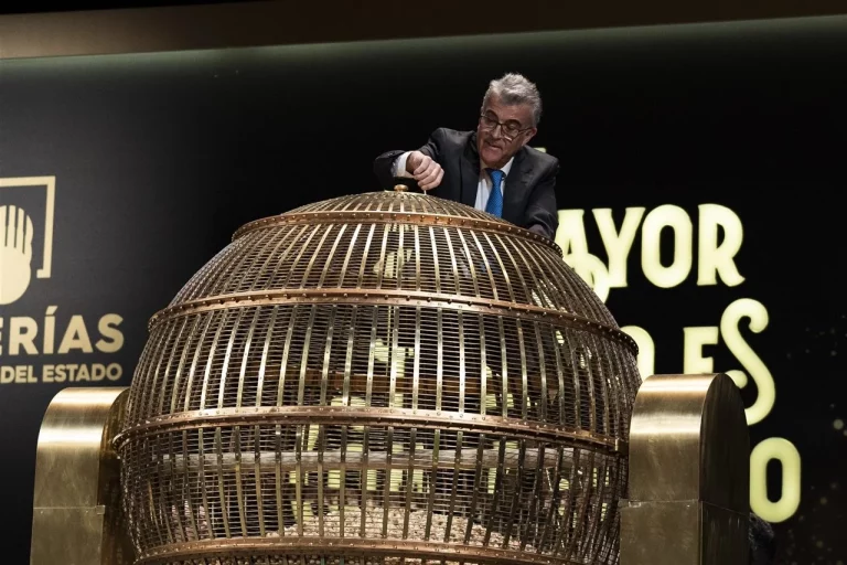 ¿Te quitan el paro o la pensión si te toca la Lotería de Navidad?