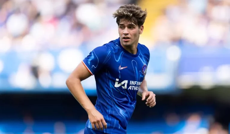 El Sevilla FC pedirá la cesión de Marc Guiu ante la irrupción de Joao Pedro. Fuente: Agencias