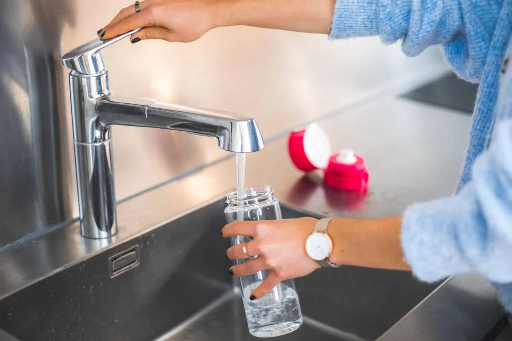 El desafío de garantizar agua potable segura en toda España