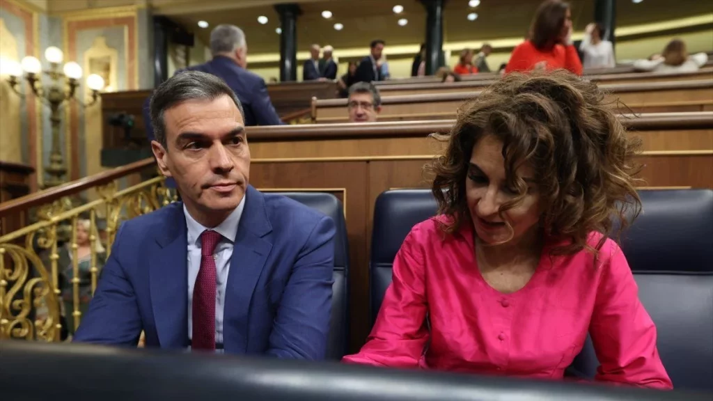 Peajes y subidas de impuestos: las posibles consecuencias de no cumplir con los objetivos de déficit