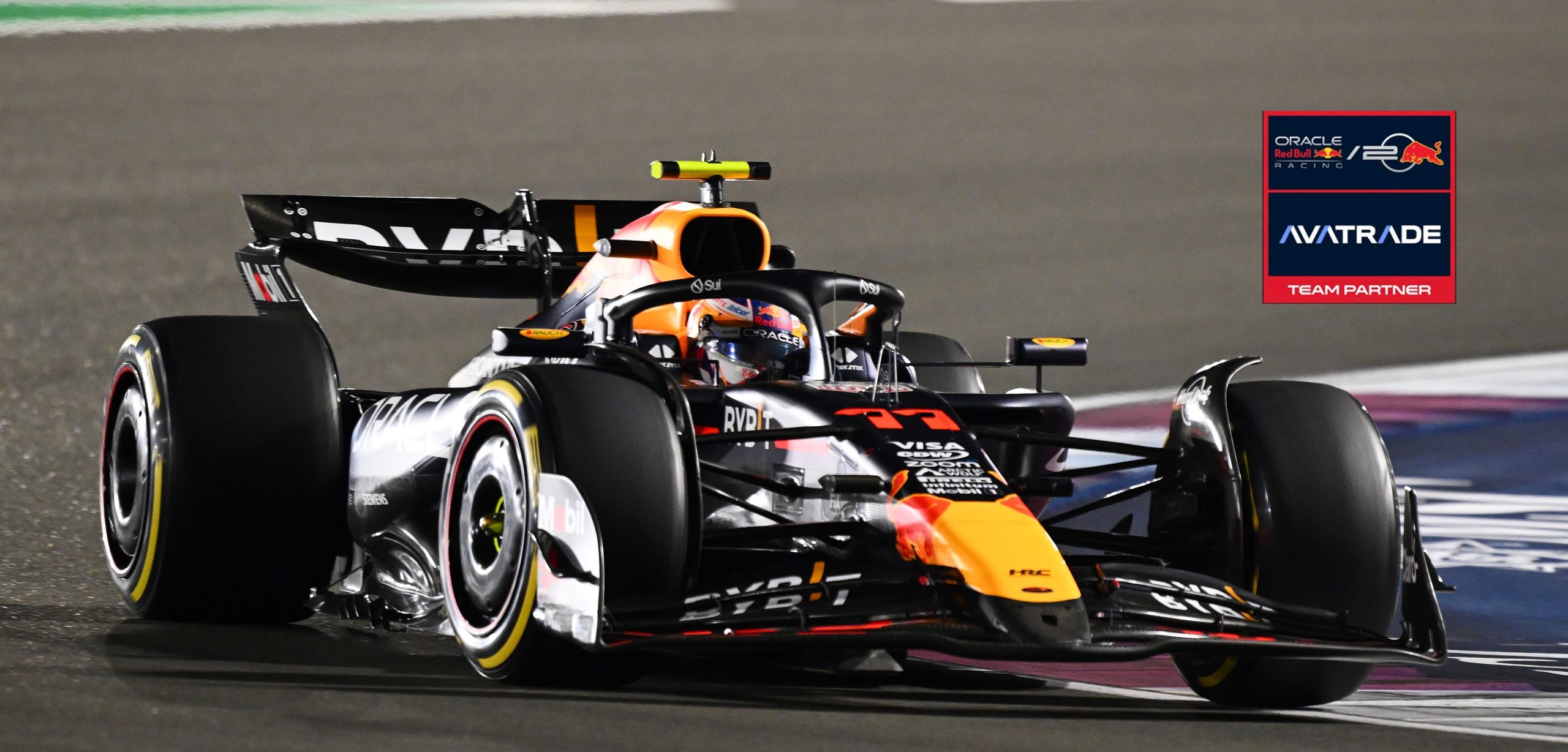 Oracle Red Bull Racing y AvaTrade anuncian su colaboración en la Fórmula 1 1 REDBULL AVA TRADE 1 scaled