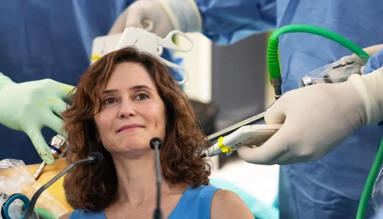 Las listas de espera quirúrgicas madrileñas continúan con su tendencia a la baja