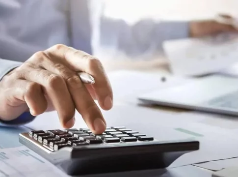 Estos son los cambios en los modelos de IVA de los autónomos que entrarán en vigor 2025 Estos son los cambios en los modelos de IVA de los autónomos que entrarán en vigor 2025