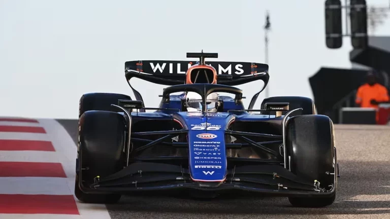 Carlos Sainz desata la euforia en Williams
