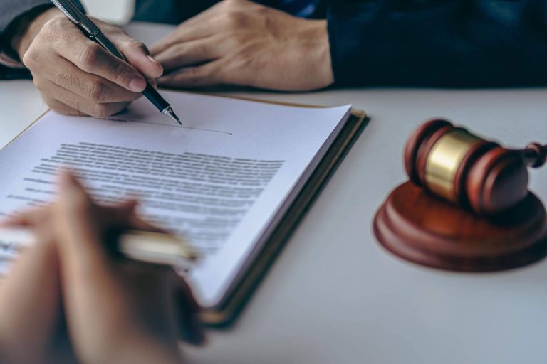 La experiencia de Rafael Martín Bueno en negligencias médicas durante el parto, un aval jurídico