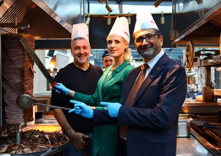 Estudio académico avala el döner como producto tradicional pese a la negativa alemana