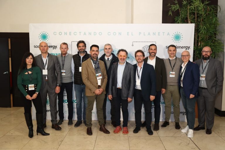 Social Energy® crece un 15% en 2024 frente a la desaceleración del sector fotovoltaico