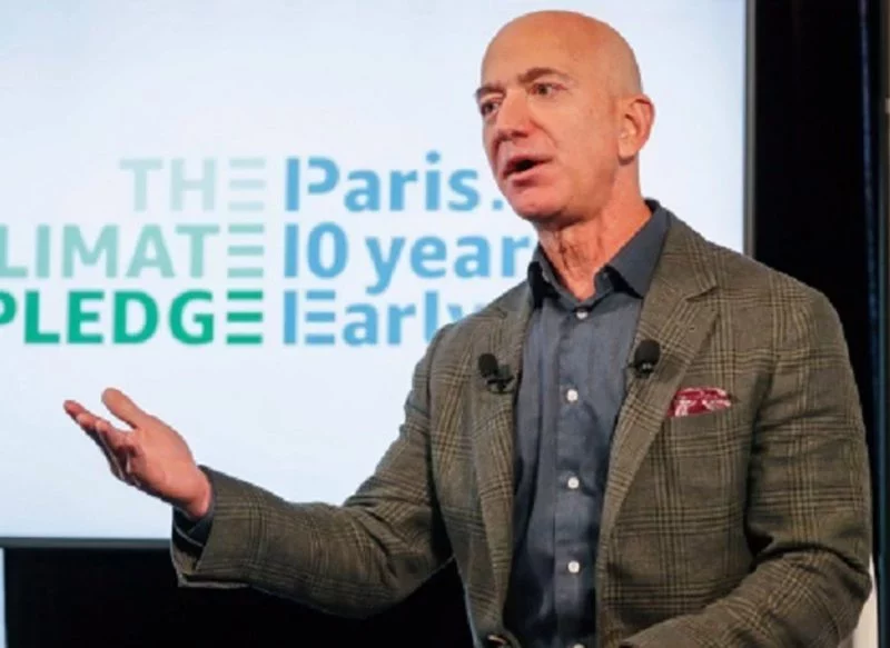 JEFF BEZOS FUNDÓ UNO DE LOS GIGANTES TECNOLÓGICOS MÁS INFLUYENTES