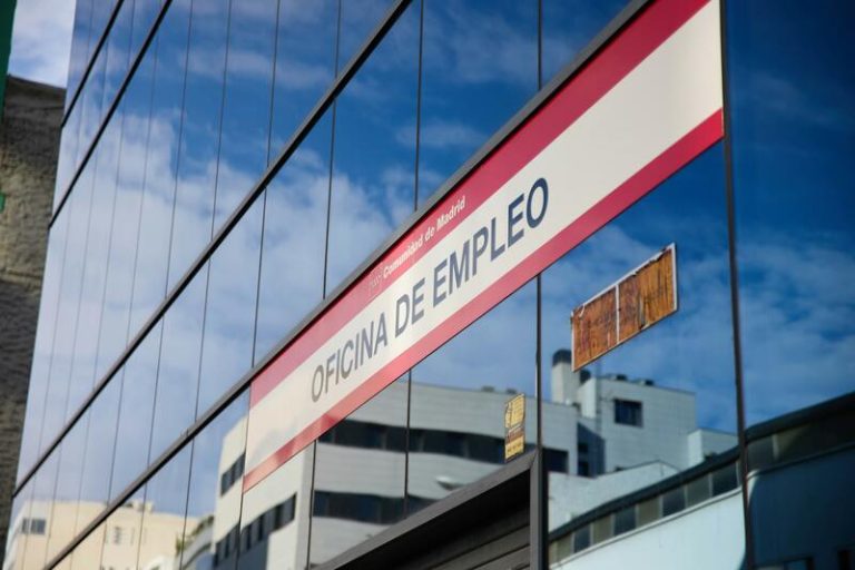 La tasa de paro de la UE y la eurozona se mantiene en mínimos históricos