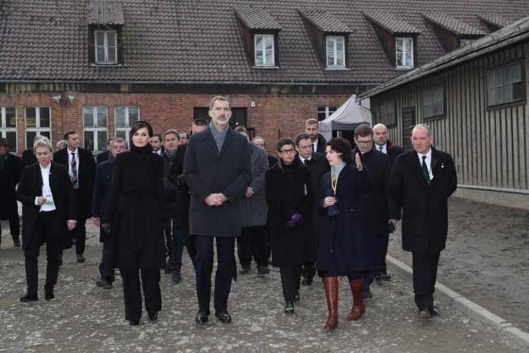 Los reyes Felipe VI y Letizia acuden por segunda vez a Auschwitz en Polonia