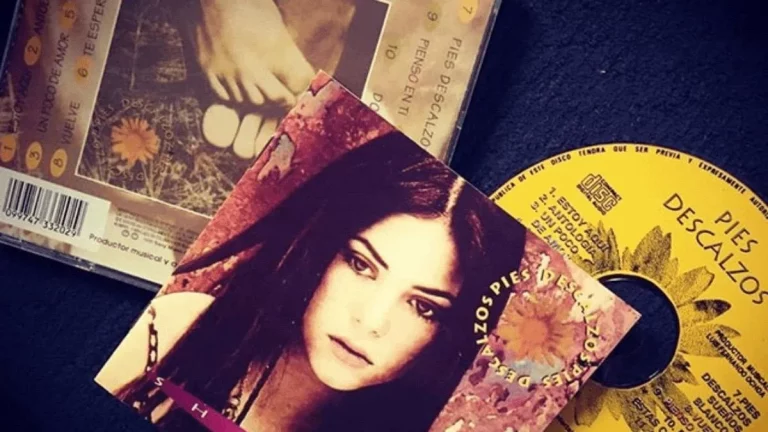 Shakira rememora sus 'Pies Descalzos' para alegría de los fanáticos