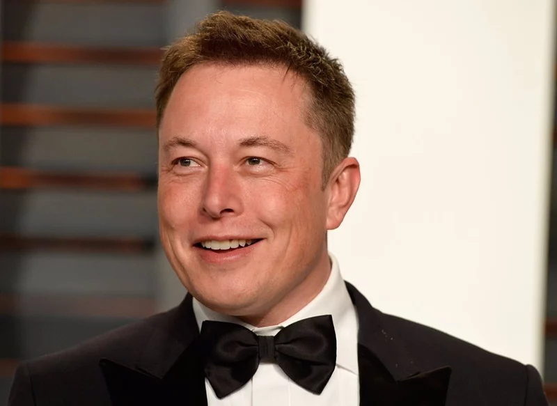 ¿SERÁ HARÁ REALIDAD LA PREDICCIÓN DE ELON MUSK?