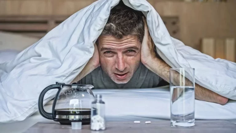 5 recetas de bebidas sin alcohol para combatir la resaca