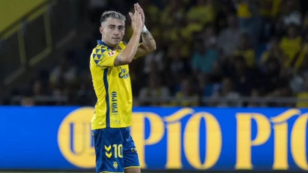 Alberto Moleiro relevará a Álex Baena en el Villarreal. Fuente: Agencias