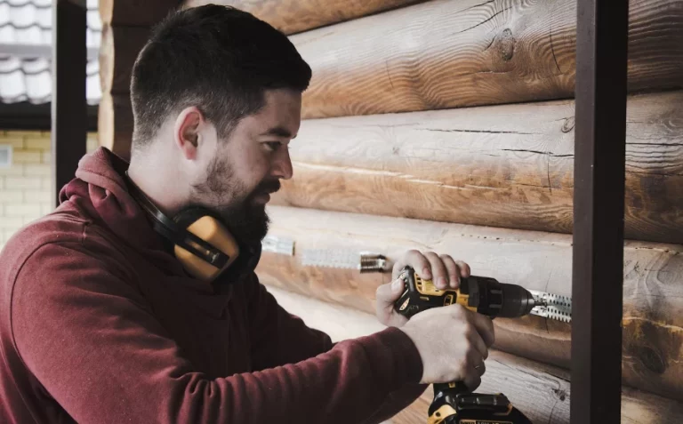 Arrasa en Leroy Merlin el potente taladro Bosch con maletín de accesorios y juego de brocas