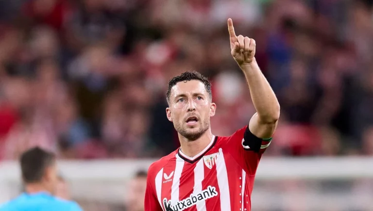 Óscar de Marcos genera polémica entre Athletic y Alavés