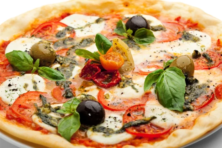 Cómo hacer una pizza margarita casera en 20 minutos: receta fácil y deliciosa