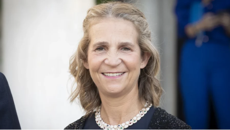 Debes sacar a la infanta Elena recuerdan el tenso encuentro entre Juan Carlos I y el expresidente Adolfo Suárez