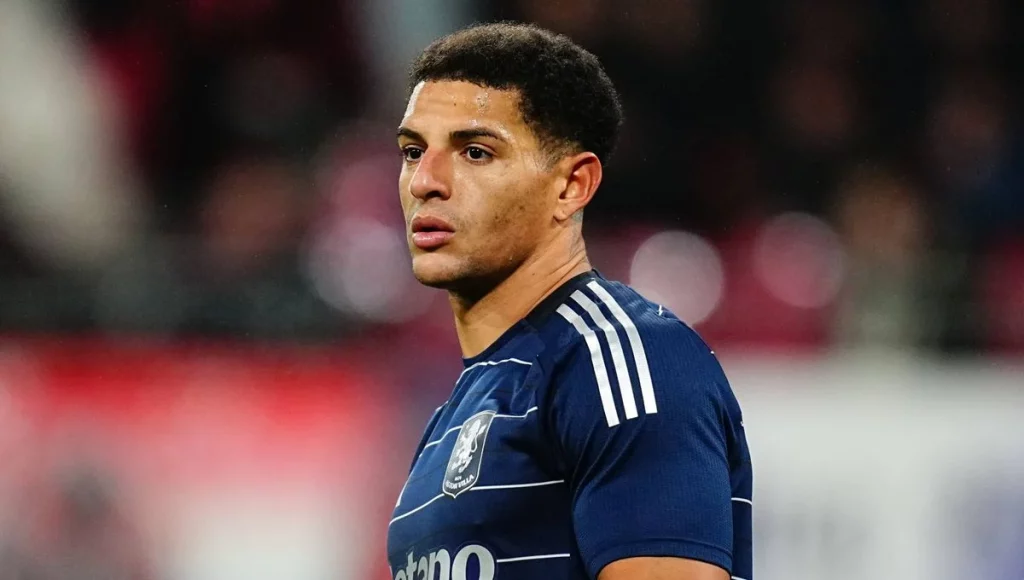 García Pimienta exige al Sevilla FC un negocio con el Aston Villa 35 Diego Carlos