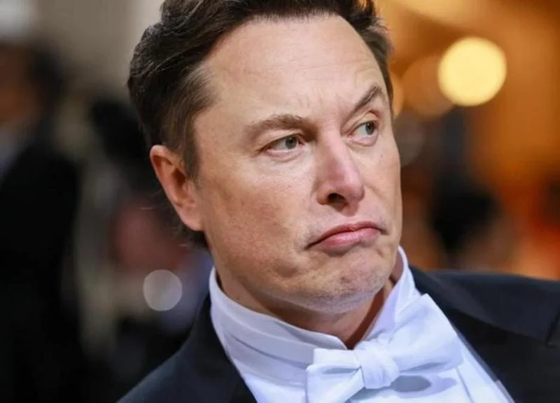 ELON MUSK NO SE RINDE CON X
