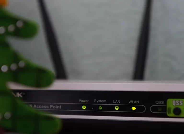 El 86 % de la gente no cambia este ajuste de su router WiFi y es esencial para impedir que te roben conexión