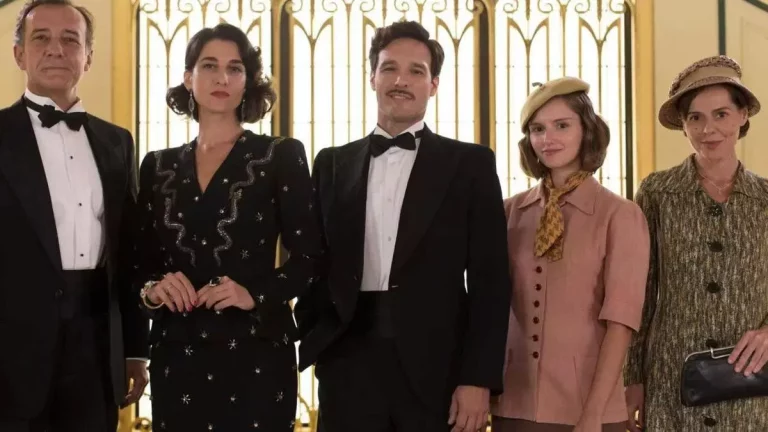 El peligroso personaje que aterriza en ‘La Moderna’, la serie de La 1 de TVE