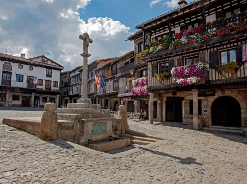 El pintoresco pueblo de Salamanca que toda España debería visitar. La Alberca El pintoresco pueblo de Salamanca que toda España debería visitar: La Alberca