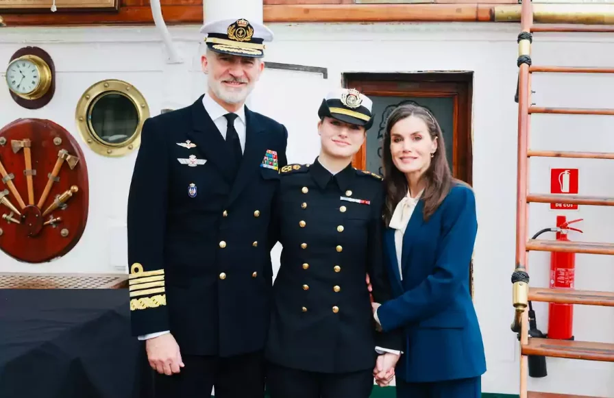 El rey Felipe VI rompe a llorar en público y Pilar Eyre cuenta el verdadero motivo de su llanto