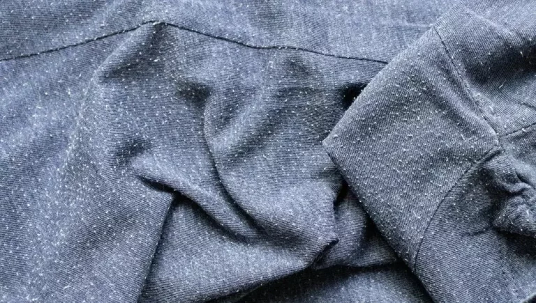 El truco fácil para que no le salgan 'pelotillas' a los jerséis de lana, según una experta en moda