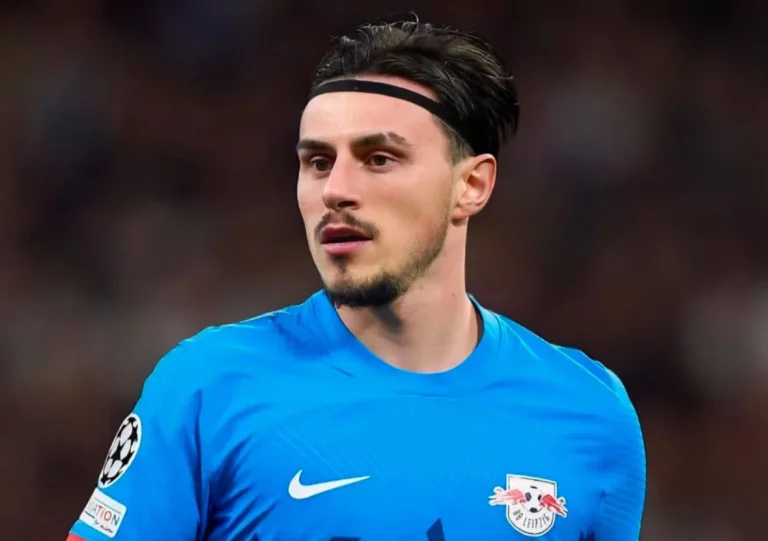 La solución del Valencia CF al plantón de Elmas está en el Sevilla FC