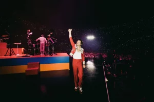 Harry Styles arranca su gira 2026 en Ámsterdam con un setlist de infarto (y ya es viral en TikTok)