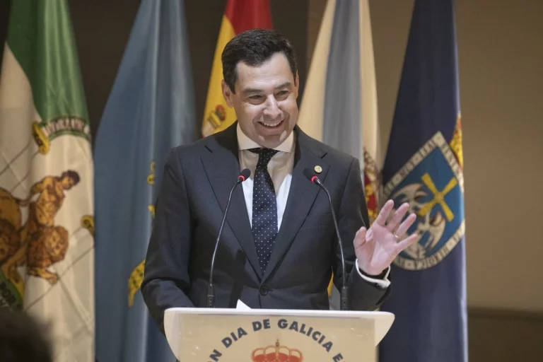 El aviso del Gobierno a PP y Vox que puede llevar la Ley de Memoria andaluza al Constitucional