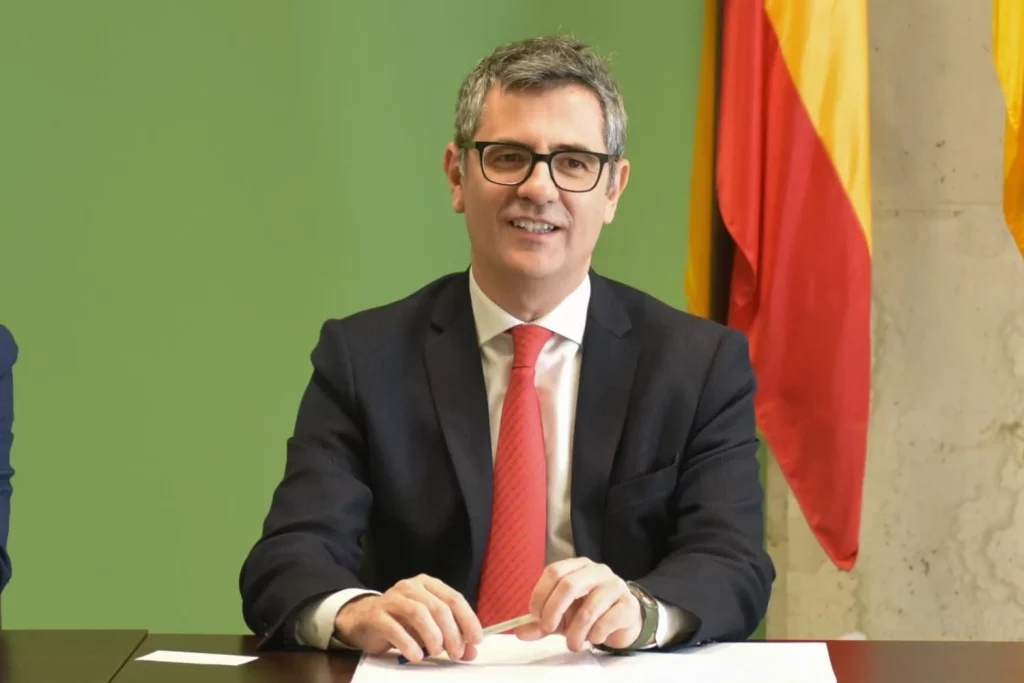 EuropaPress 6441730 ministro presidencia justicia relaciones cortes felix bolanos barcelona