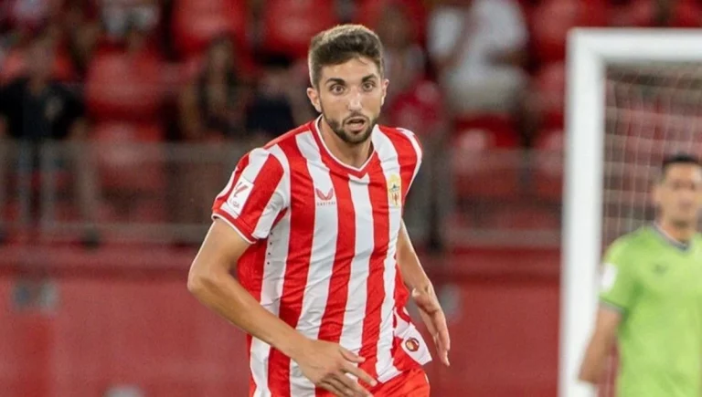 Edgar González saca su vena bética para atacar al Sevilla FC