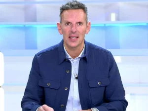 Joaquín Prat no se corta un pelo sobre el regreso Ana Rosa Quintana a las mañanas de Telecinco. Imagen: Telecinco