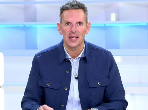 Joaquín Prat no se corta un pelo sobre el regreso Ana Rosa Quintana a las mañanas de Telecinco. Imagen: Telecinco Joaquín Prat no se corta un pelo sobre el regreso Ana Rosa Quintana a las mañanas de Telecinco. Imagen: Telecinco