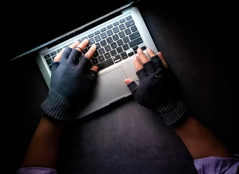 LA EXCUSA DEL SUPUESTO CONTACTO DE LA SEGURIDAD SOCIAL